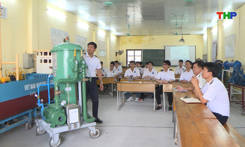 Phát huy hiệu quả thiết bị đào tạo tự làm trong giáo dục nghề nghiệp