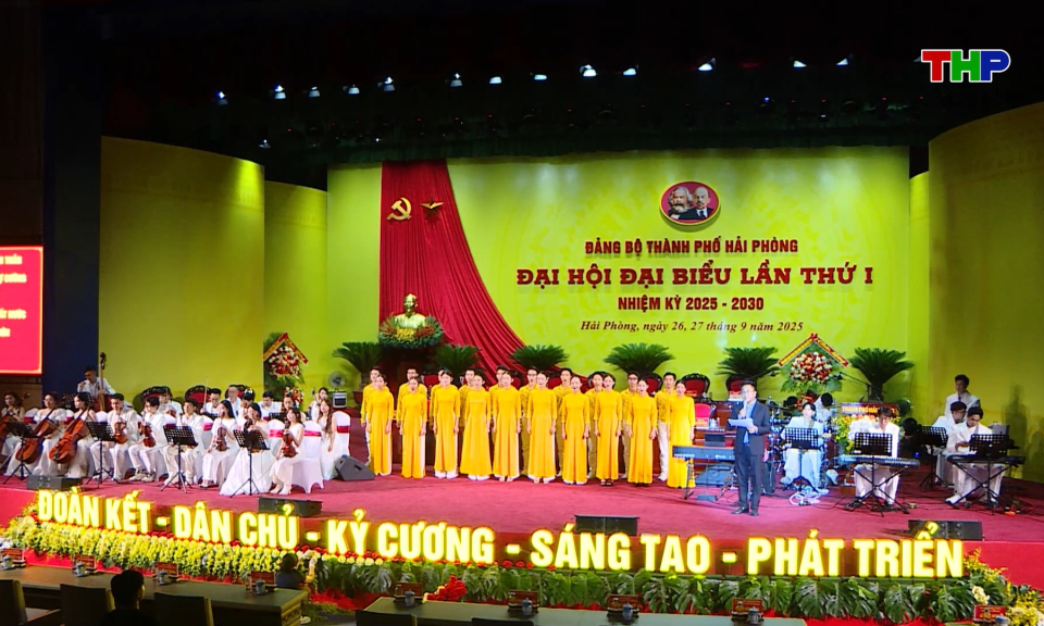 Tổng duyệt chương tr&igrave;nh nghệ thuật khai mạc Đại hội Đảng bộ th&agrave;nh phố