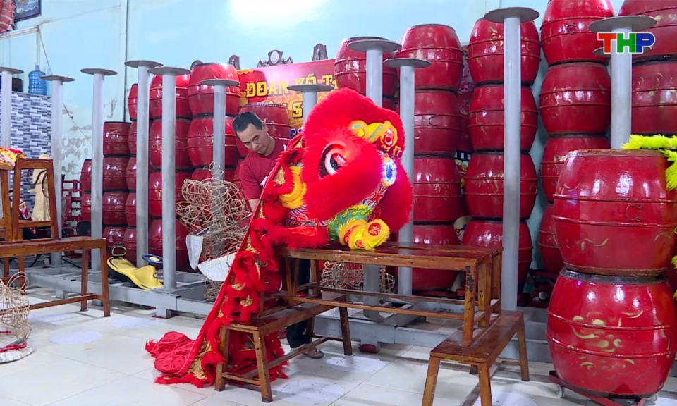 Chuyện đương thời: Giữ gìn đoàn lân sư