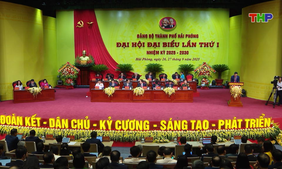 Ng&agrave;y l&agrave;m việc thứ nhất Đại hội đại biểu Đảng bộ th&agrave;nh phố lần thứ I, nhiệm kỳ 2025-2030 