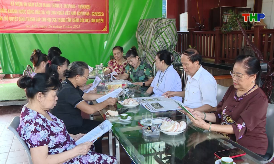 Học tập v&agrave; l&agrave;m theo tư tưởng, đạo đức, phong c&aacute;ch Hồ Ch&iacute; Minh: Học B&aacute;c chăm s&oacute;c sức khỏe nh&acirc;n d&acirc;n