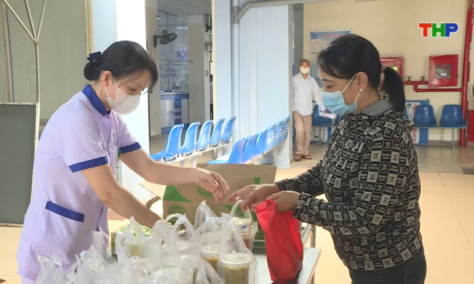 V&igrave; cộng đồng: Lan tỏa y&ecirc;u thương tới cộng đồng