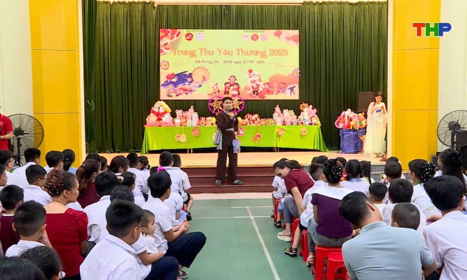 Ngày nữa để yêu thương: Mùa trăng ấm áp