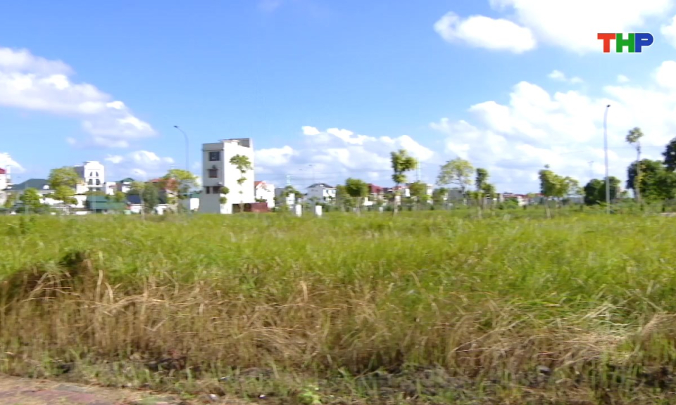 Hộp thư truyền hình: Đẩy nhanh tiến độ cấp giấy chứng nhận quyền sử dụng đất cho các hộ dân