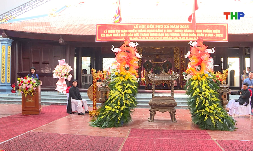 N&eacute;t đẹp lễ hội truyền thống Đền Ph&uacute; X&aacute;