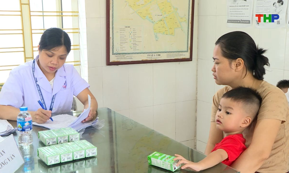 Y tế sức khỏe: Kiểm so&aacute;t c&aacute;c vấn đề dinh dưỡng ở trẻ em