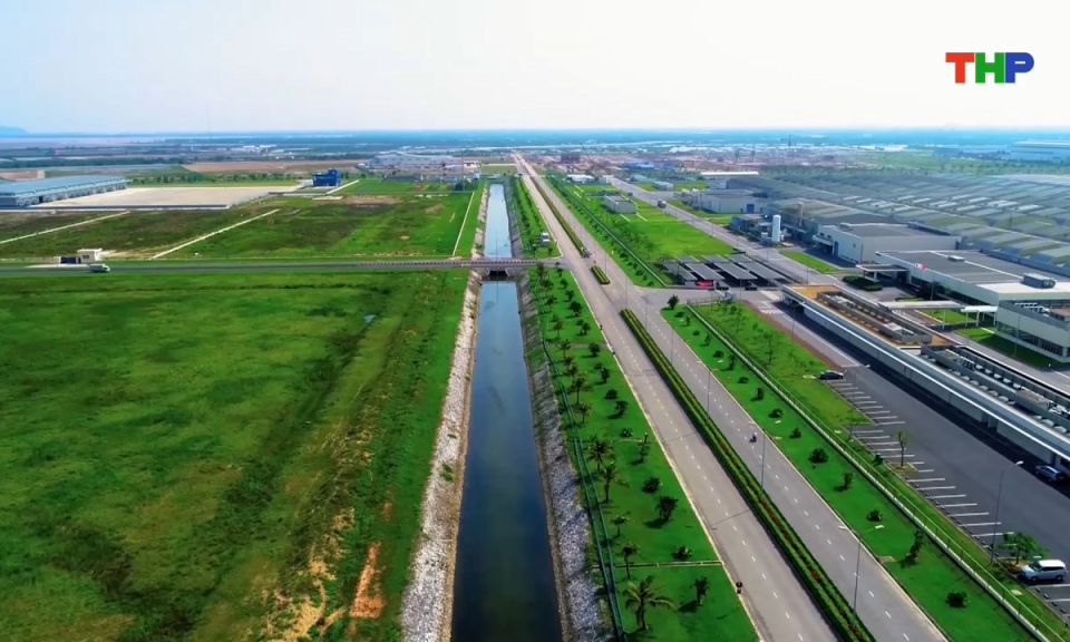 Hải Ph&ograve;ng chuyển động v&agrave; kết nối: Hải Ph&ograve;ng tr&ecirc;n lộ tr&igrave;nh "xanh h&oacute;a" nền kinh tế