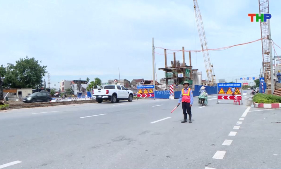 Bản tin thời sự trưa (15/10/2025)