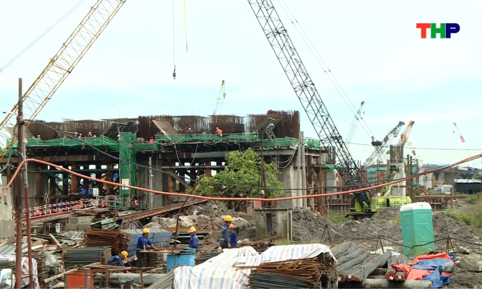 Giải quyết vướng mắc để đẩy nhanh tiến độ c&aacute;c dự &aacute;n trọng điểm