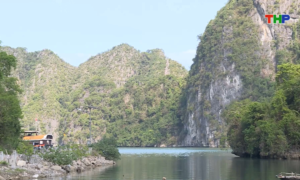 Ph&aacute;t triển c&aacute;c m&ocirc; h&igrave;nh du lịch xanh tại C&aacute;t B&agrave;