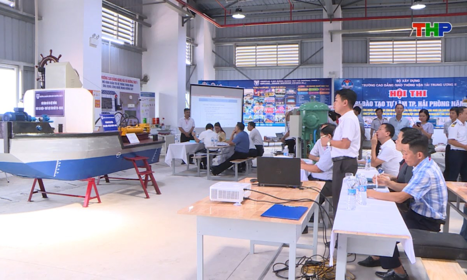 Điểm nhấn 365: Đào tạo nghề sau hợp nhất: Cơ hội và thách thức