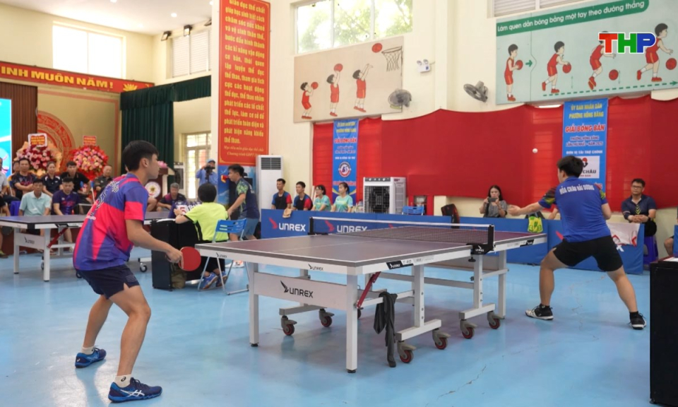 Cận cảnh: Thể thao cơ sở