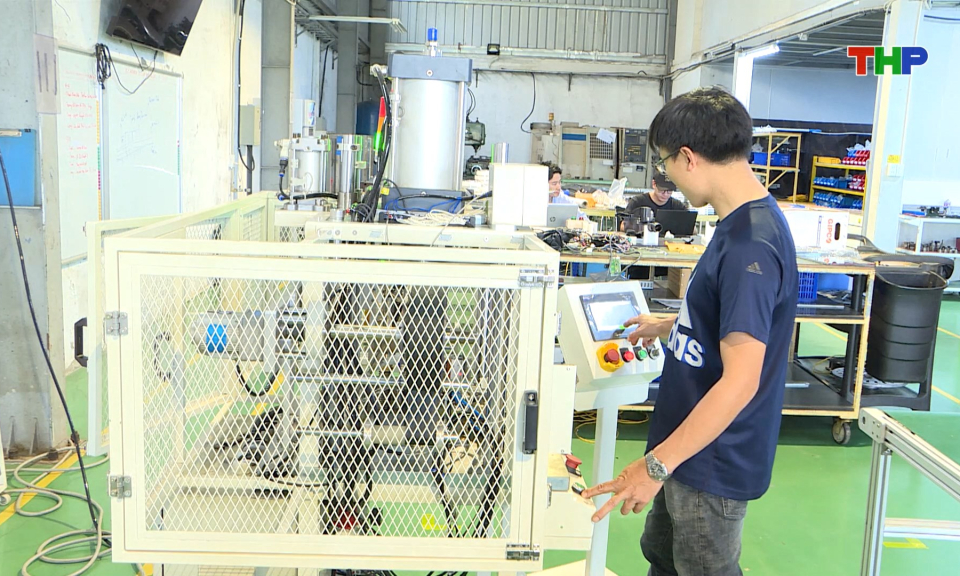 Th&uacute;c đẩy ph&aacute;t triển c&ocirc;ng nghiệp hỗ trợ 