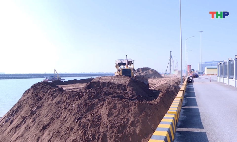 Hoàn thiện hệ thống giao thông sau cảng Lạch Huyện