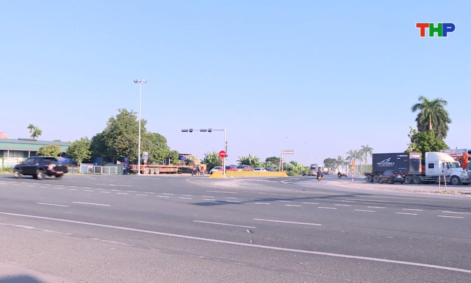 Pháp luật và cuộc sống: Nỗ lực xóa bỏ điểm tiềm ẩn tai nạn giao thông