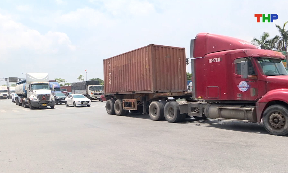 Khuyến khích lái xe phản ánh vi phạm trật tự an toàn giao thông