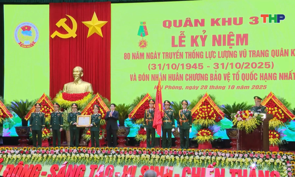 Lễ kỷ niệm 80 năm Ngày truyền thống lực lượng vũ trang Quân khu 3