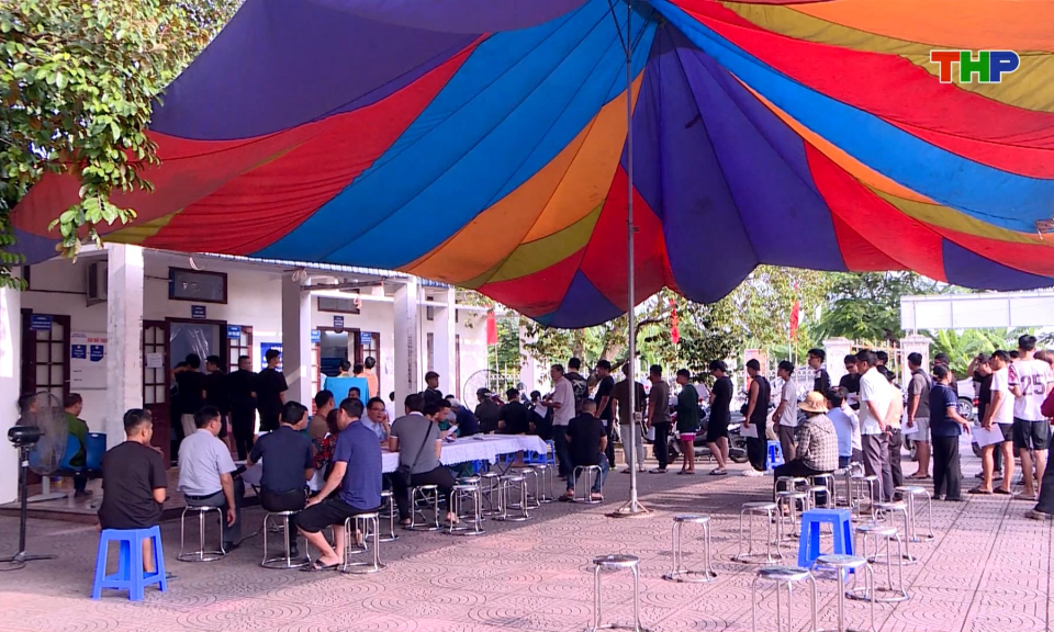 Bảo đảm nghi&ecirc;m t&uacute;c, c&ocirc;ng khai trong kh&aacute;m sơ tuyển nghĩa vụ qu&acirc;n sự