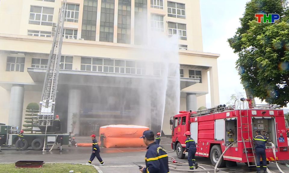 Phòng cháy chữa cháy và cứu nạn cứu hộ: Nâng cao năng lực chữa cháy và CNCH thông qua diễn tập phương án chữa cháy và CNCH cấp Thành phố 2025