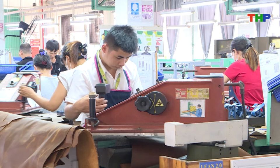 Kinh tế và đô thị: Giải bài toán lao động để công nghiệp bứt phá