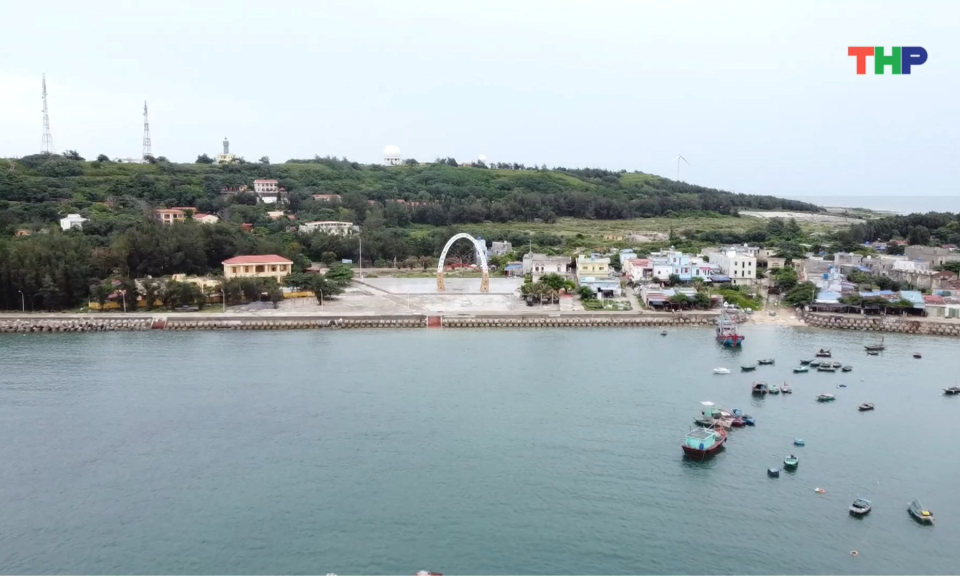 Hướng về biển đảo qu&ecirc; hương