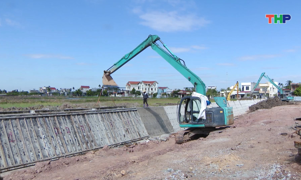 Tăng tốc giải ng&acirc;n vốn đầu tư c&ocirc;ng 