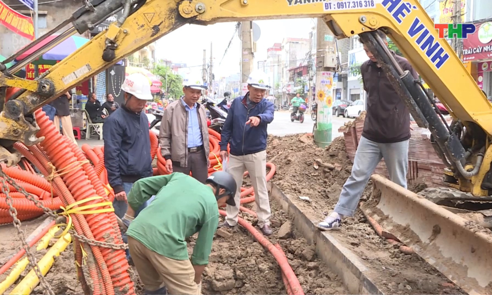 Phấn đấu hoàn thành cải tạo vỉa hè các tuyến phố trước Tết Dương lịch