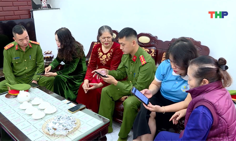 Tham gia đóng góp ý kiến vào dự thảo Văn kiện Đại hội XIV của Đảng qua VNeID