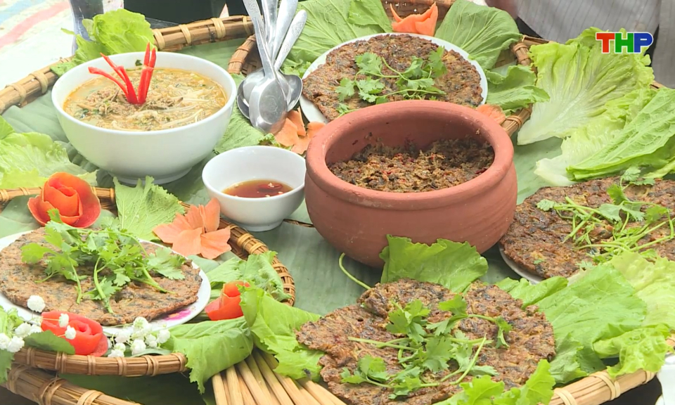 Độc đáo lễ hội rươi Vĩnh Thuận