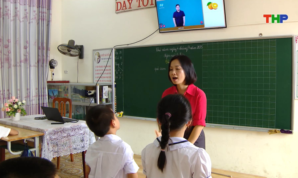 Chăm lo cho trẻ em khuyết tật