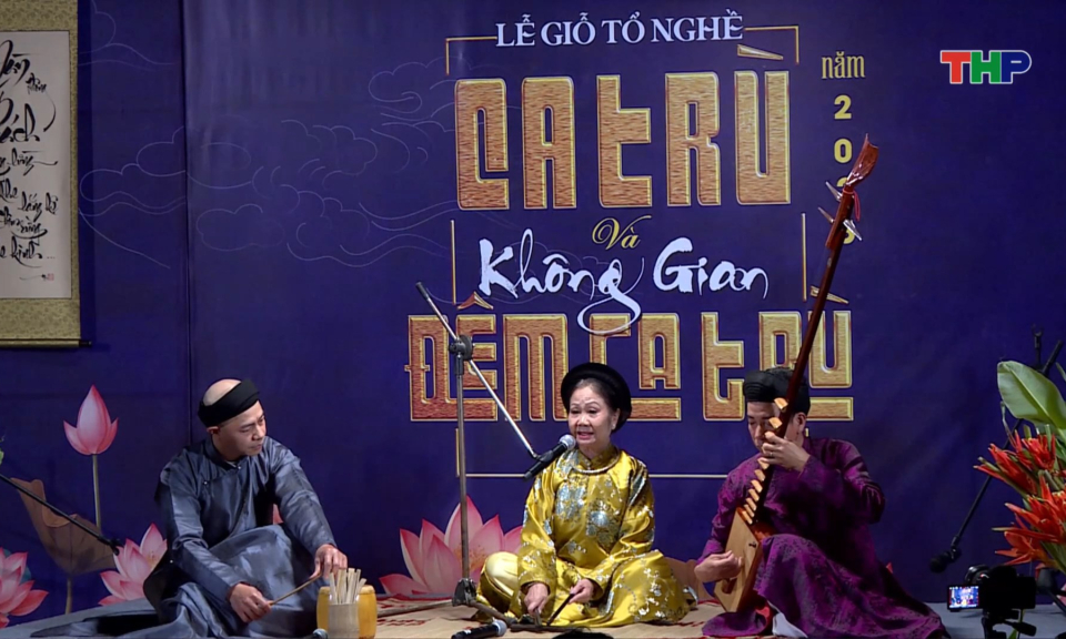 Gìn giữ nét đẹp ca trù Đông Môn