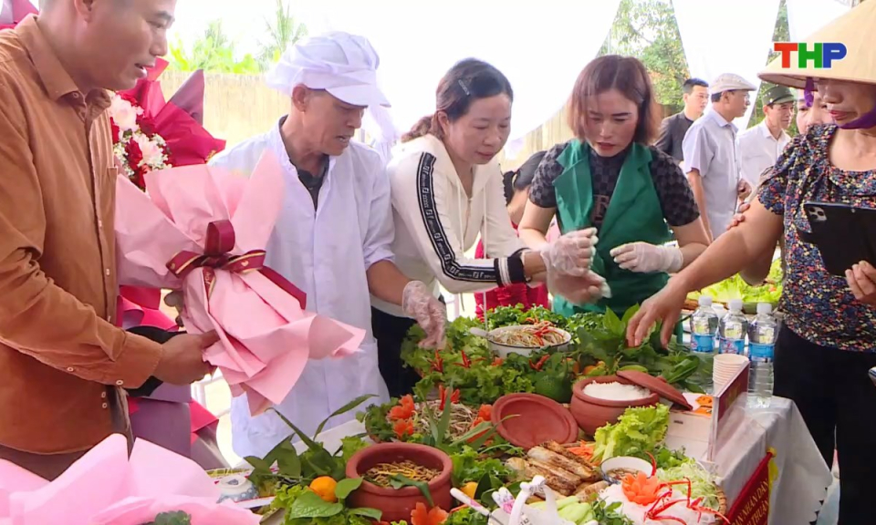 Đến Hải Phòng, đi lòng vòng: Lễ hội rươi Vĩnh Thuận