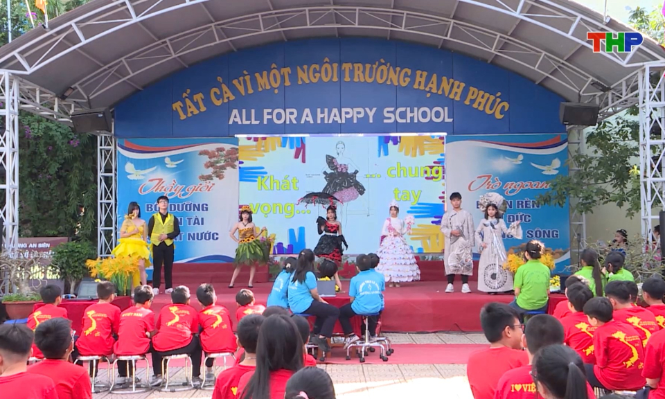 Hoạt động trải nghiệm, hướng nghiệp bảo vệ môi trường  