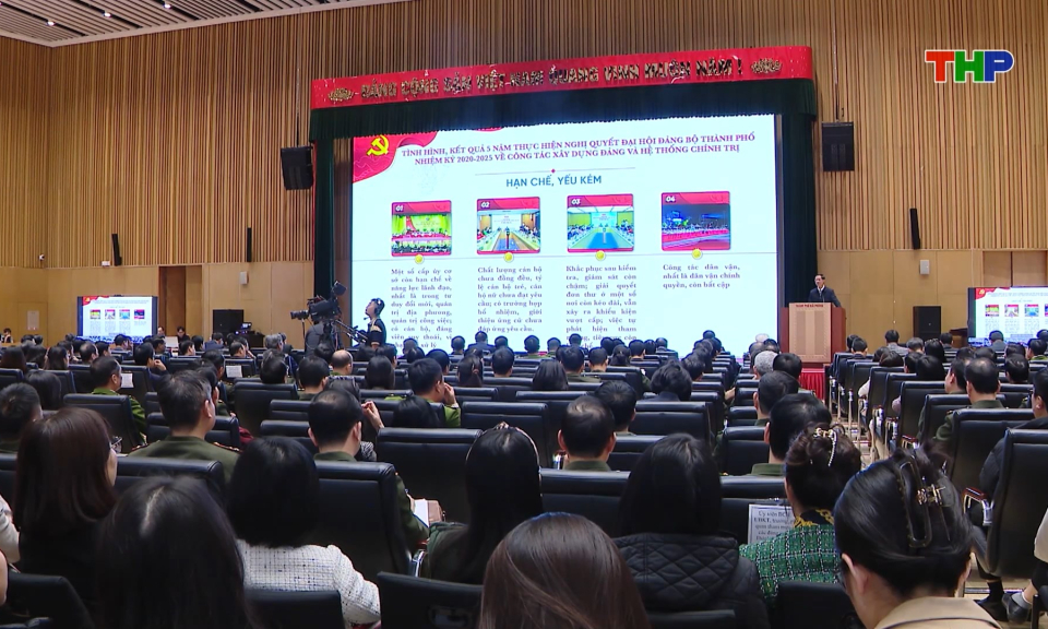 Qu&aacute;n triệt Nghị quyết Đại hội Đảng bộ Th&agrave;nh phố lần thứ nhất