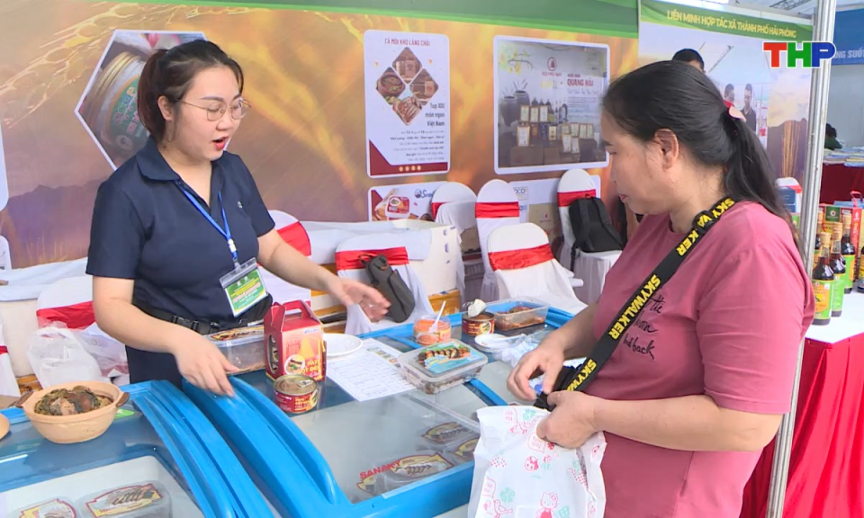 Kinh tế v&agrave; đ&ocirc; thị: Th&uacute;c đẩy x&uacute;c tiến thương mại, kết nối thị trường cho c&aacute;c hợp t&aacute;c x&atilde;, doanh nghiệp