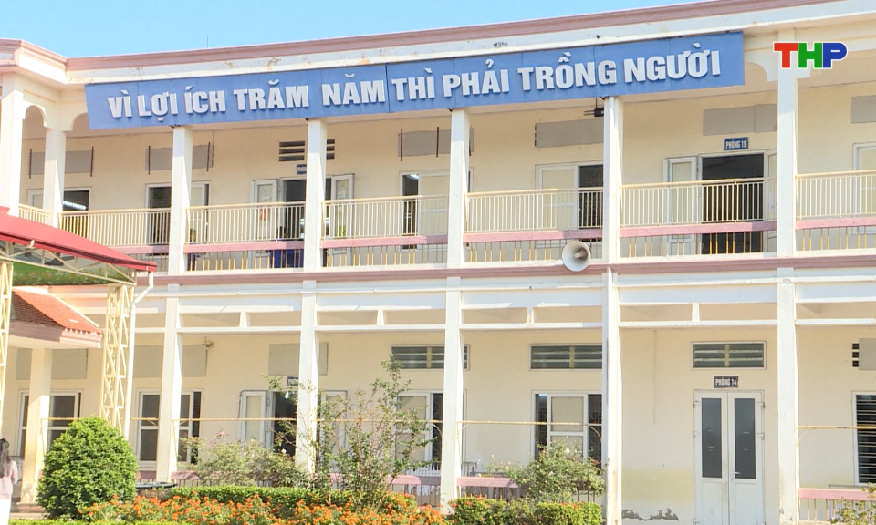 Đồng &yacute; chủ trương đầu tư x&acirc;y dựng d&atilde;y nh&agrave; lớp học Trường Tiểu học v&agrave; THCS Đ&ocirc;ng Hải 2