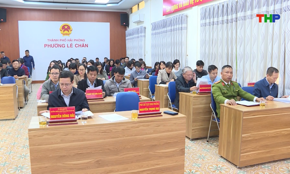 Bảo đảm an to&agrave;n giao th&ocirc;ng đường bộ, đường sắt