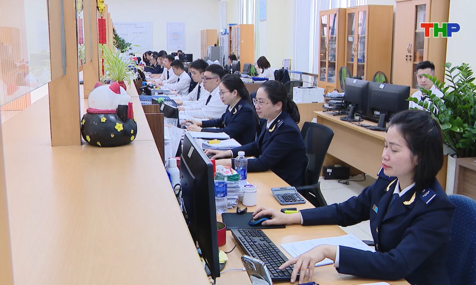 Tăng cường quan hệ đối t&aacute;c hải quan - doanh nghiệp