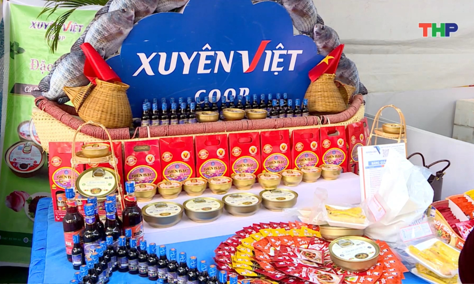 Trưng bày, giới thiệu sản phẩm OCOP vùng Đồng bằng sông Hồng năm 2025