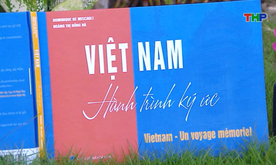Âm vang miền cửa biển: Việt Nam - Hành trình ký ức