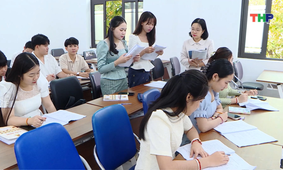 Hải Phòng hợp tác với các địa phương của Lào trong giáo dục - đào tạo