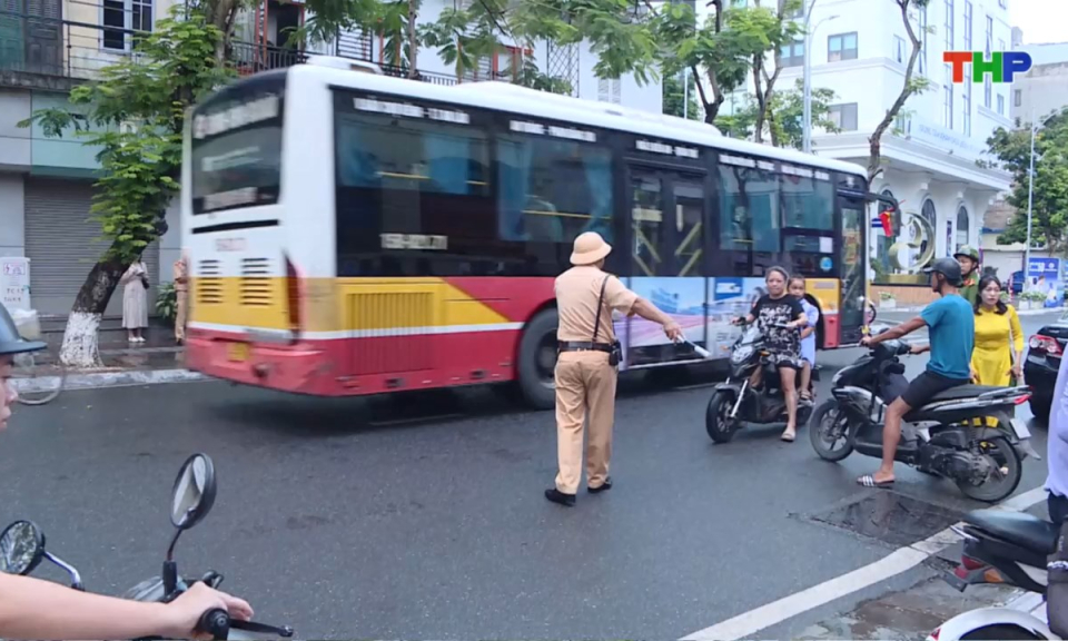 Bản tin giao thông 24h (02/12/2025)