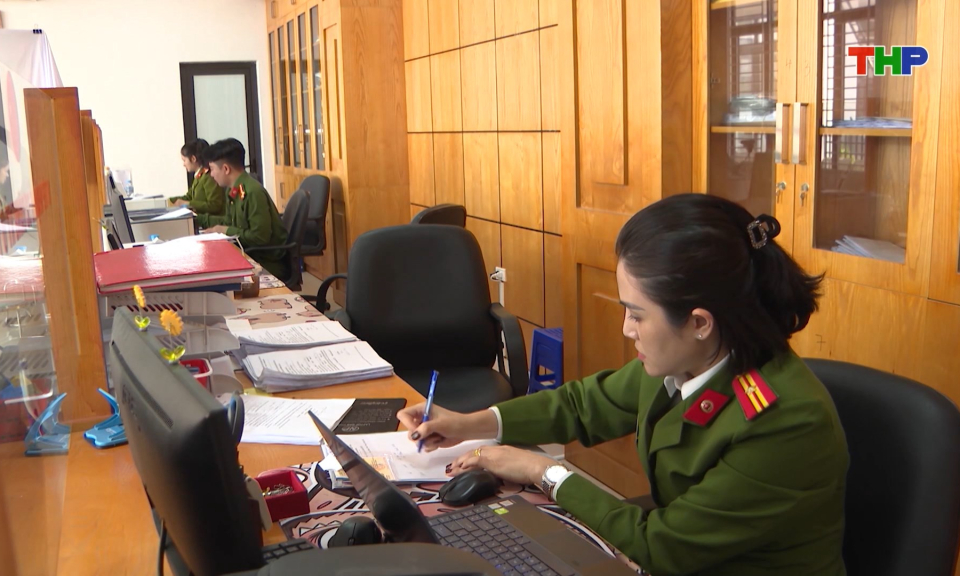 Tập trung l&agrave;m sạch dữ liệu phương tiện v&agrave; giấy ph&eacute;p l&aacute;i xe 