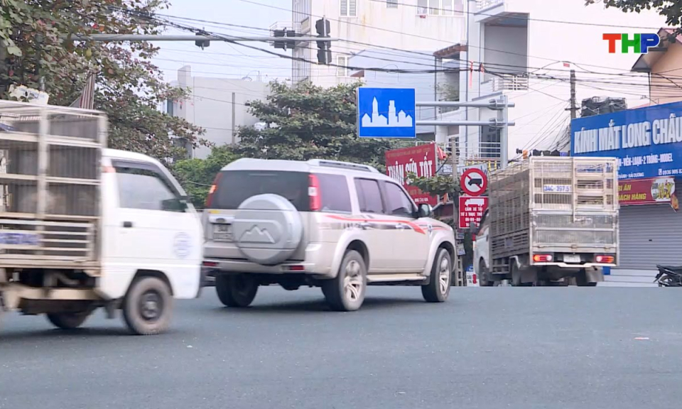An toàn giao thông: Nhiều giải pháp đồng bộ bảo đảm an toàn giao thông những tháng cuối năm