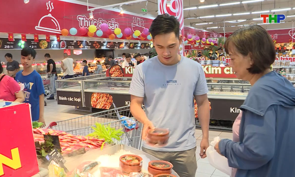 Bản tin tiếng Anh - Hai Phong News (10/12/2025)