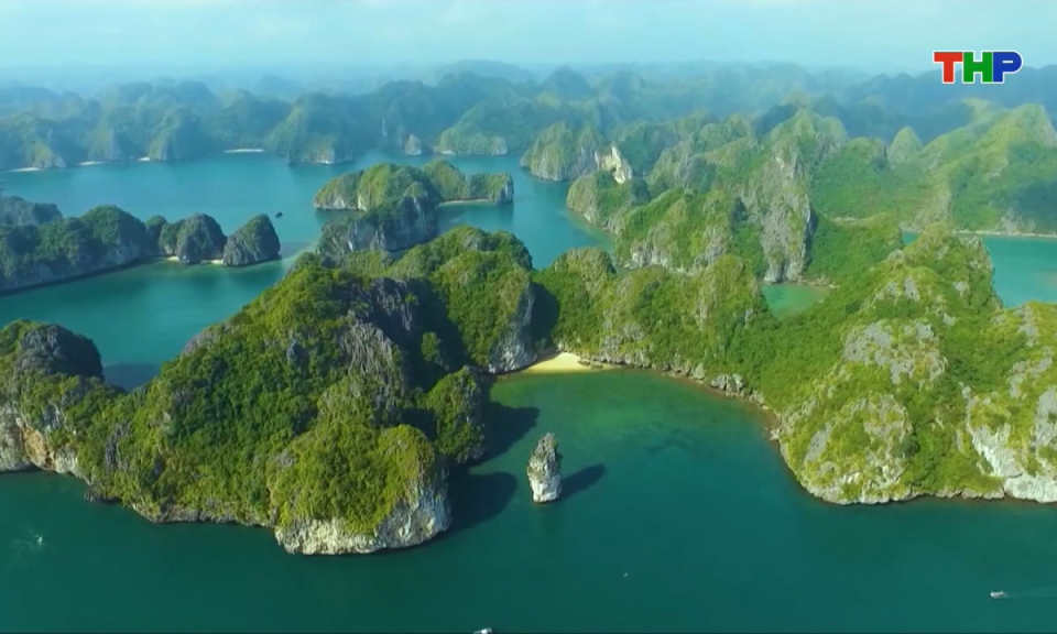 Phim tài liệu: Vịnh Hạ Long - Quần đảo Cát Bà: Kỳ vọng ở Di sản Thế giới liên vùng đầu tiên 