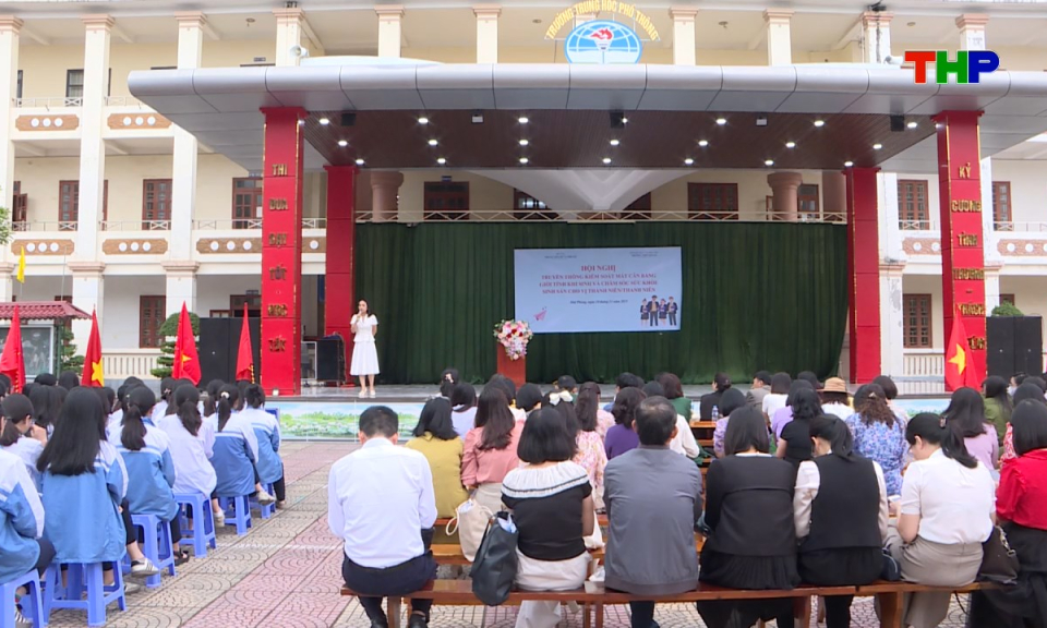 Phóng sự: Nâng cao hiểu biết về sức khỏe sinh sản cho giới trẻ