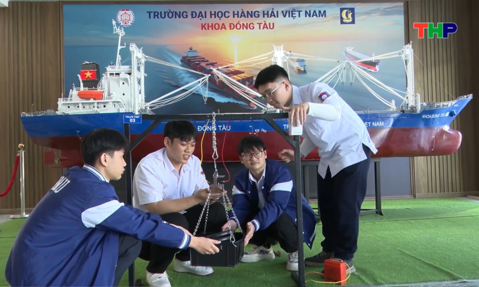 Th&uacute;c đẩy nghi&ecirc;n cứu khoa học trong sinh vi&ecirc;n