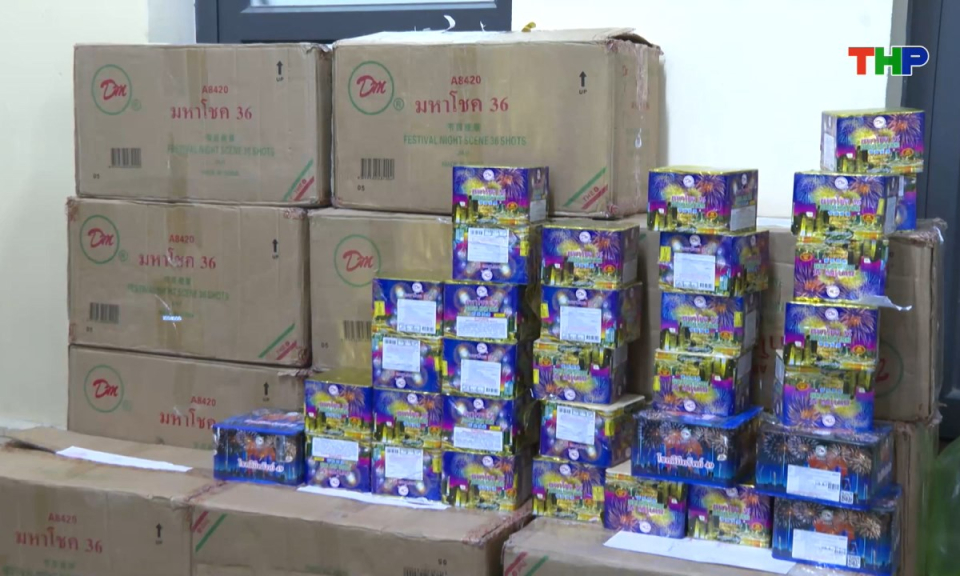 Ph&aacute;p luật v&agrave; cuộc sống: Ngăn ngừa vi phạm ph&aacute;p luật về ph&aacute;o dịp cuối năm