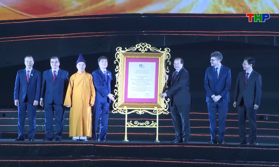 Bản tin thời sự trưa (21/12/2025)